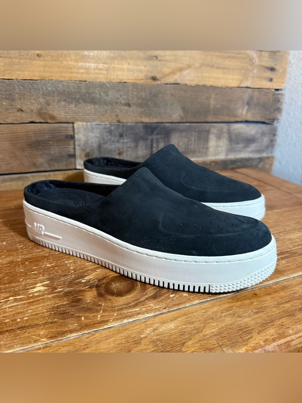 Nike Women's Black Air Force 1 Lover XX Premium Suede Mules Size 11.5